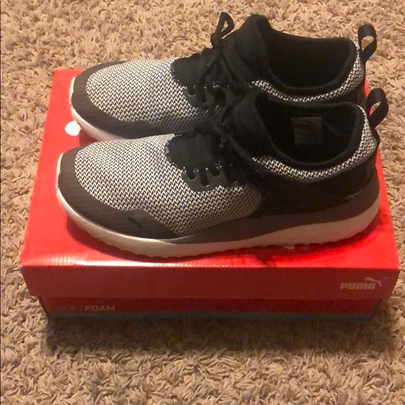 Men’s Puma pacer running shoe - Picture 2 of 5